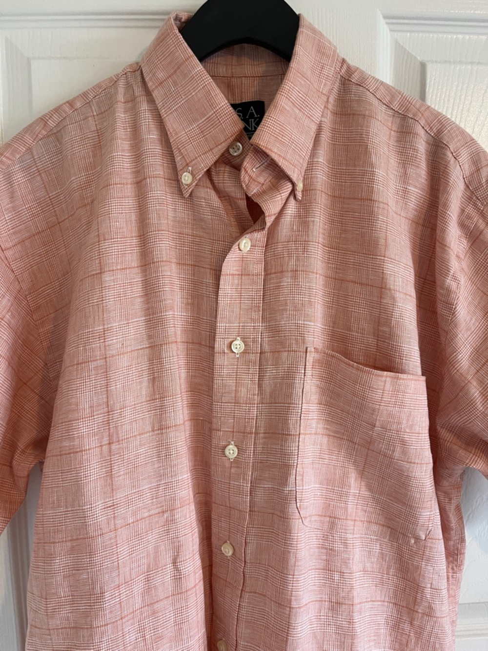 Jos. A. Bank 100% Linen Short-Sleeve Button-Down Shirt - Picture 1 of 8